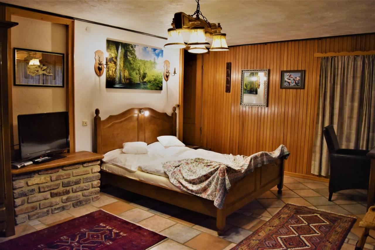 Domizil Hotel Bei Welter Nideggen Kreuzau Kültér fotó